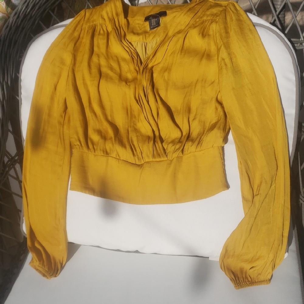 💛RACHEL ROY Silky Top (XS)